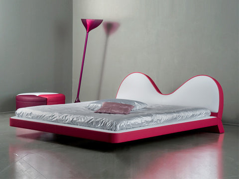 New-awesome-pink-bed